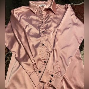 Pretty blush blouse from FashionNova.